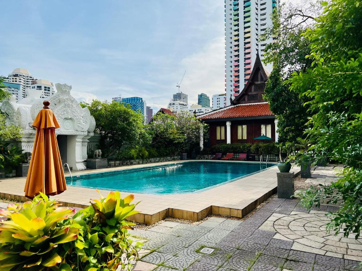 Indra Regent Отель 4*